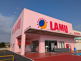 ラ・ムー八女店外観